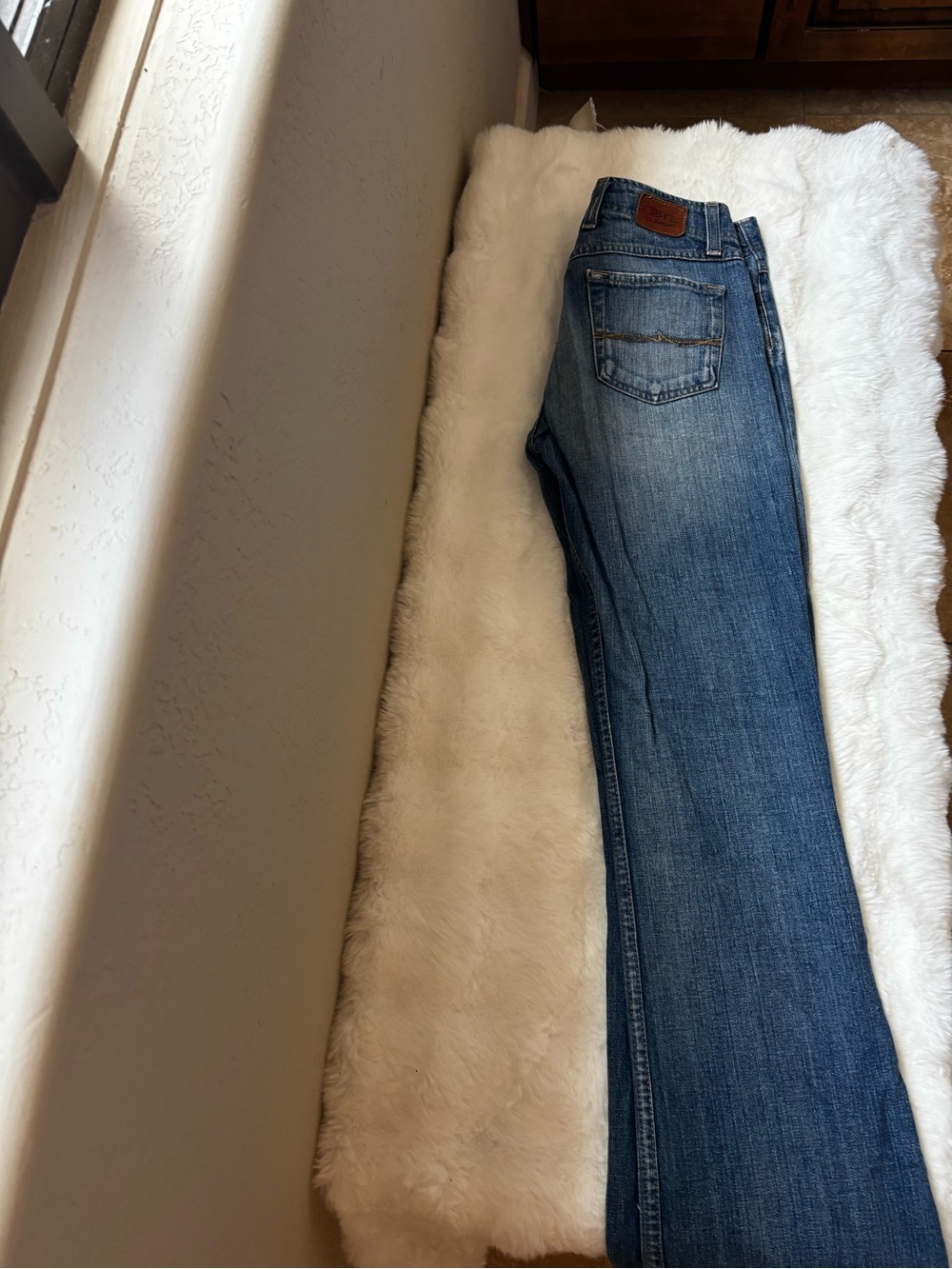 BKE Women's Medium Blue Straight Leg Jeans